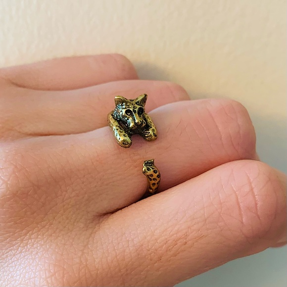 Gold Leopard Adjustable Ring 🐆 - Picture 4 of 11